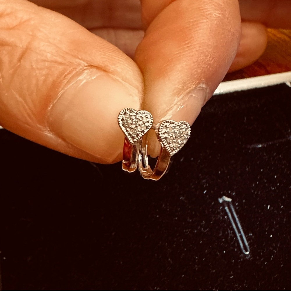 ⭐️14K Stamped White Gold Diamond Heart Hugger Earrings